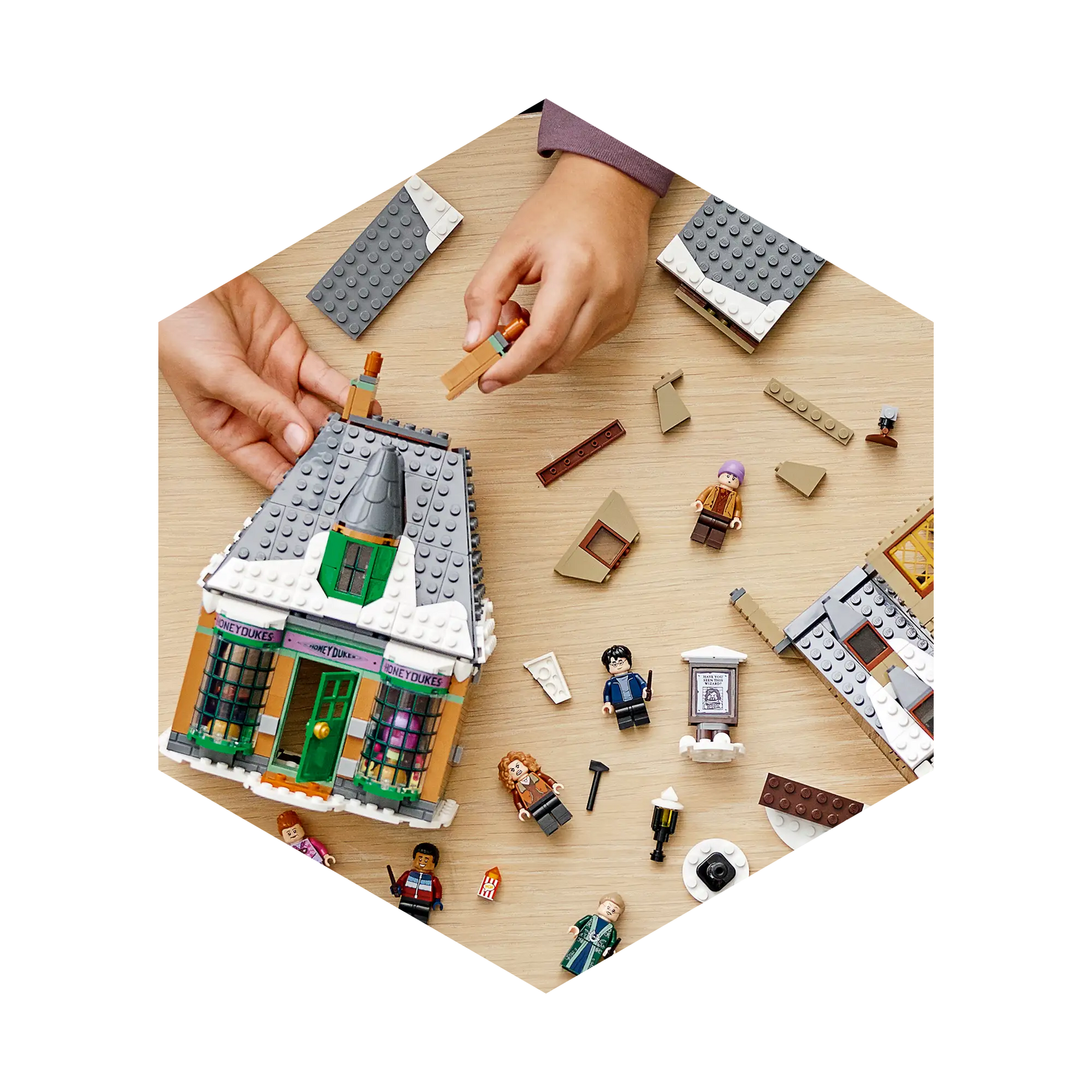 LEGO® Harry Potter 76388 Besuch in Hogsmeade™