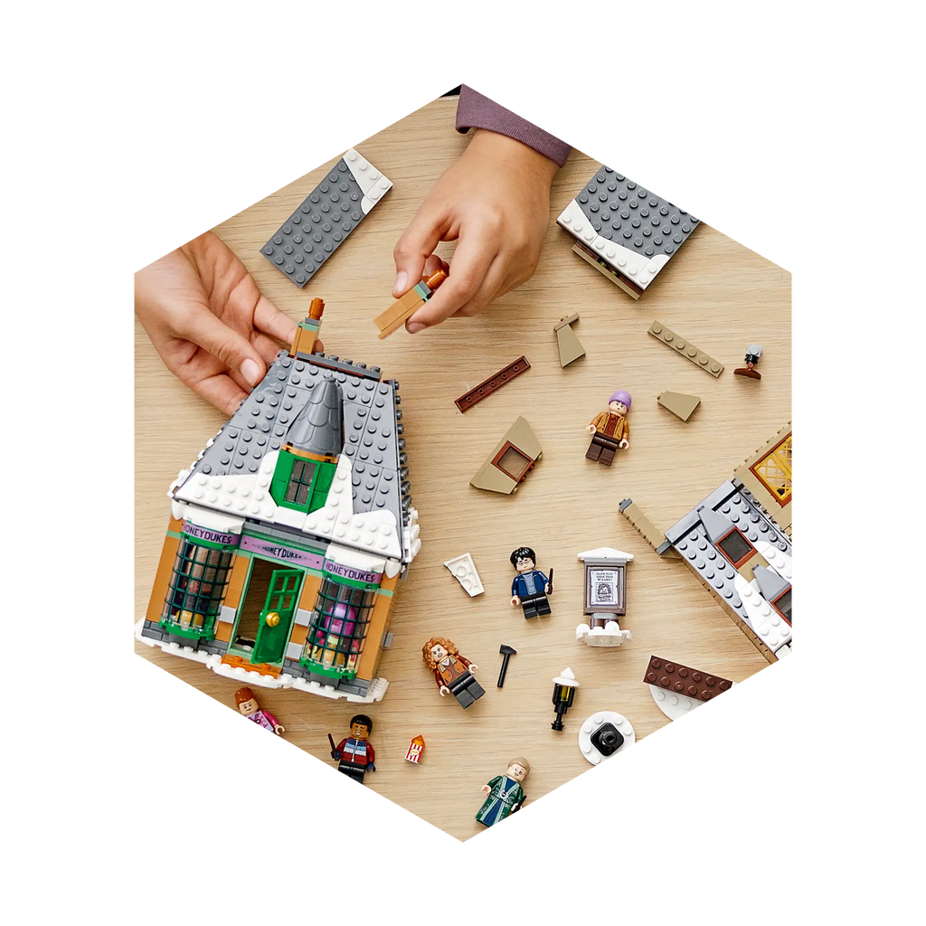 LEGO® Harry Potter 76388 Besuch in Hogsmeade™